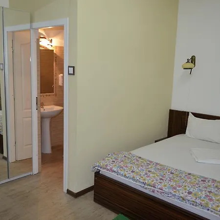 Gasthuis Trident 4*
