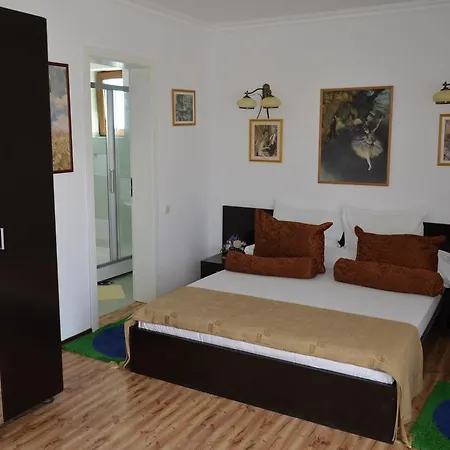Vendégház Trident 4*
