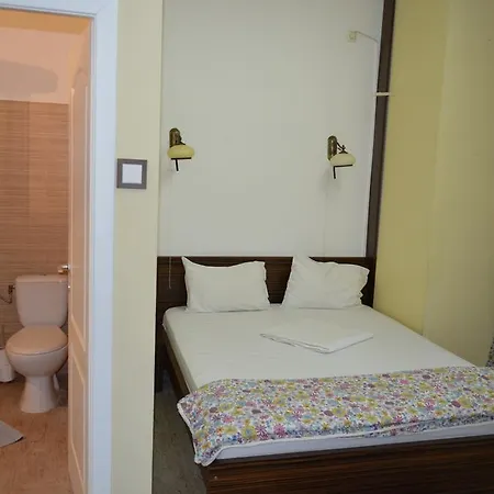 Trident Pensjonat 4*