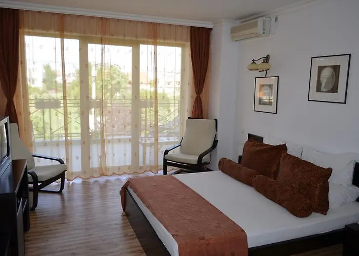 Guest house Trident 4*